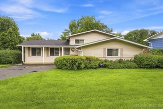 627 Maple Avenue, Lisle, IL 60532
