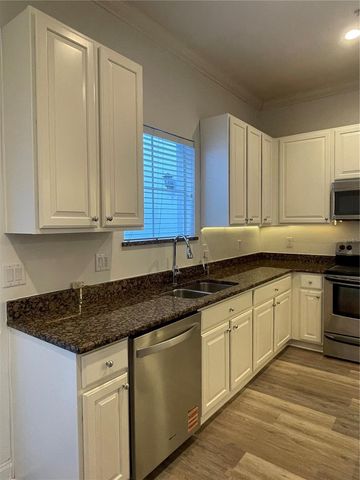 4627 LEGACY PARK DRIVE, Tampa, FL 33611