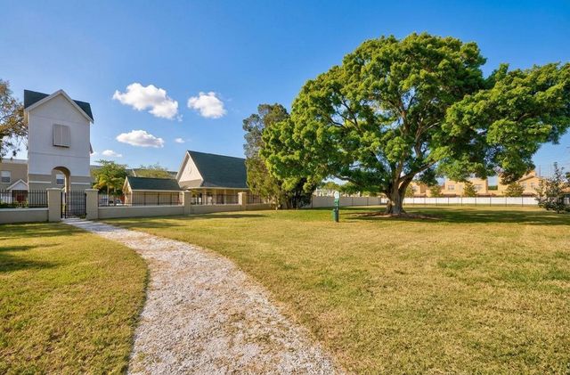 4627 LEGACY PARK DRIVE, Tampa, FL 33611