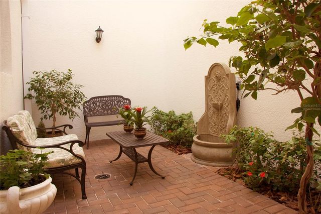 4627 LEGACY PARK DRIVE, Tampa, FL 33611