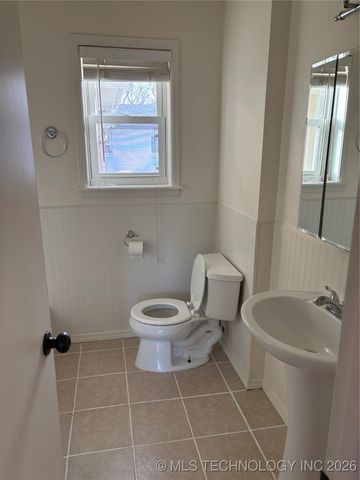 915 S Oklahoma Street, Sapulpa, OK 74066