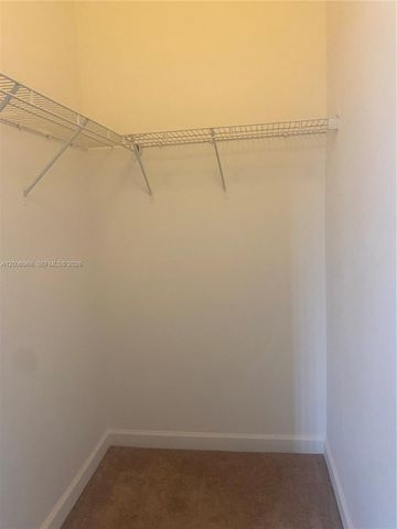 9228 W 33rd Way 9828, Hialeah, FL 33018