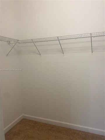 9228 W 33rd Way 9828, Hialeah, FL 33018