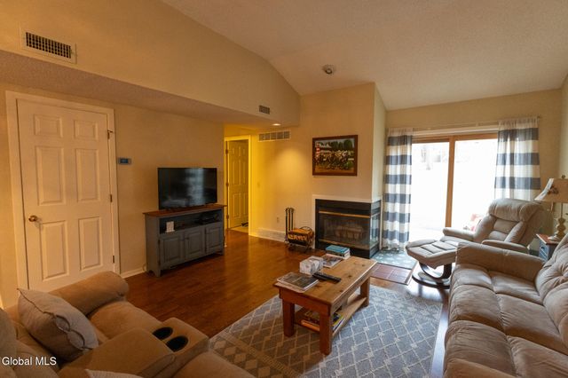 7 Prospect Street C17, Lake George, NY 12845