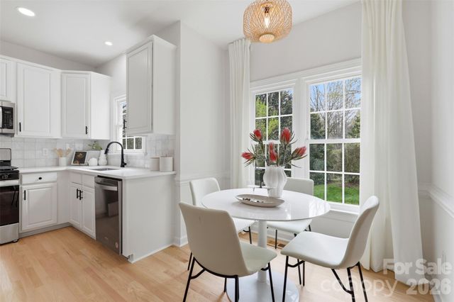 1108 Foxfield Road, Waxhaw, NC 28173