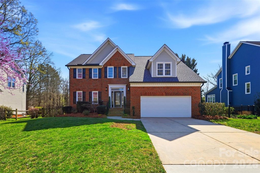 1108 Foxfield Road, Waxhaw, NC 28173