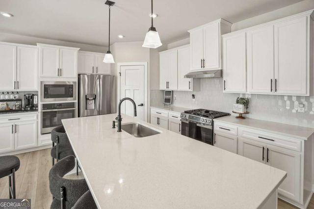 305 Meuse Lane, Locust Grove, GA 30248