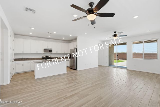 13142 E Cembeline Lane, Tucson, AZ 85747