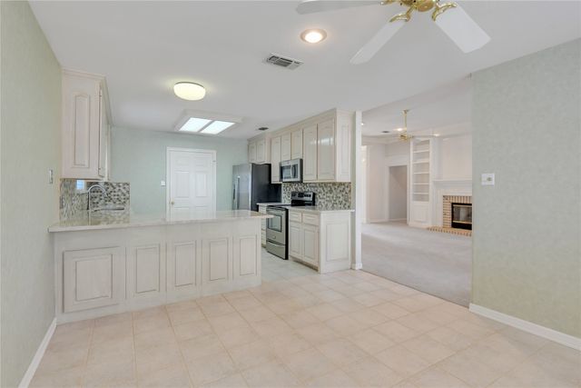 917 Jonathan Court, Weatherford, TX 76086