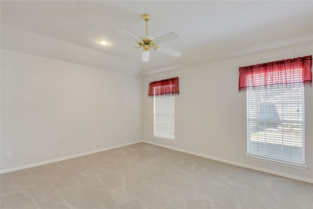 917 Jonathan Court, Weatherford, TX 76086