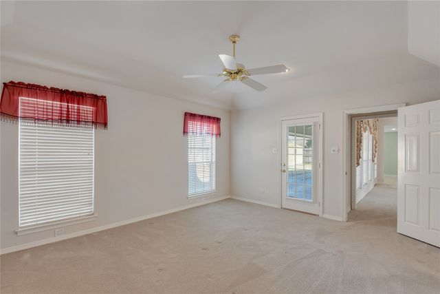 917 Jonathan Court, Weatherford, TX 76086