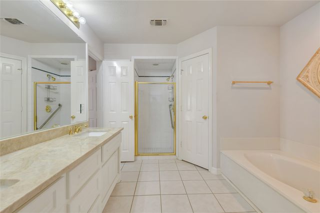 917 Jonathan Court, Weatherford, TX 76086