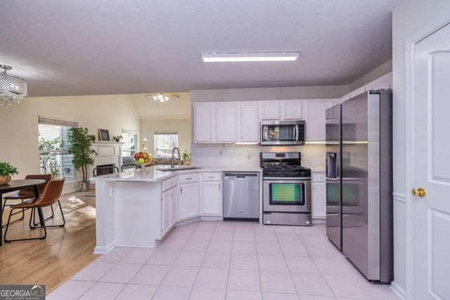 514 Clearwater Cove, Peachtree City, GA 30269