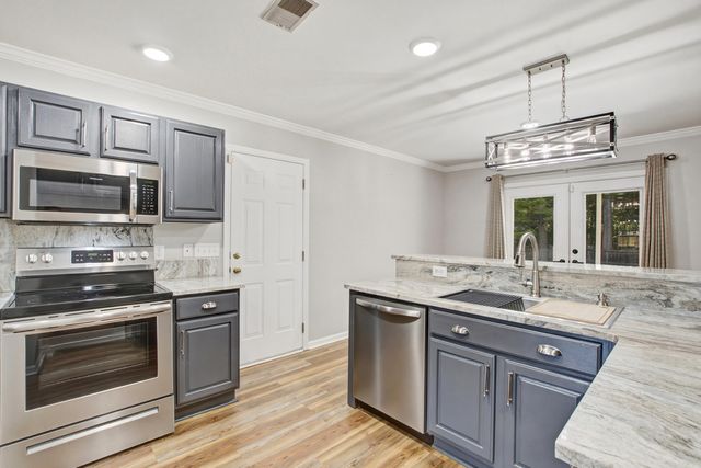 214 Eagle Ridge Road, Summerville, SC 29485