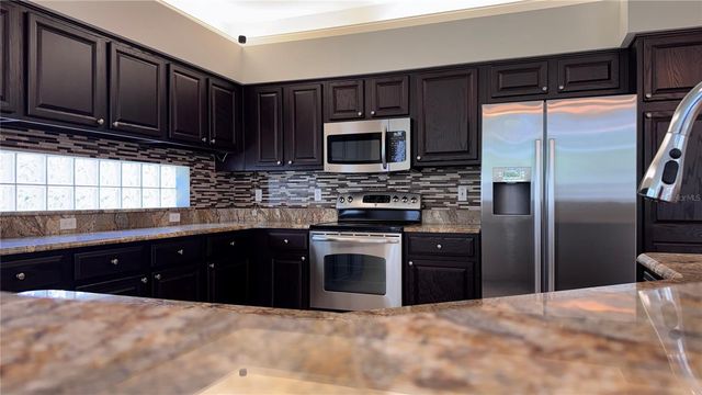 1230 BERKSHIRE LANE, Tarpon Springs, FL 34688