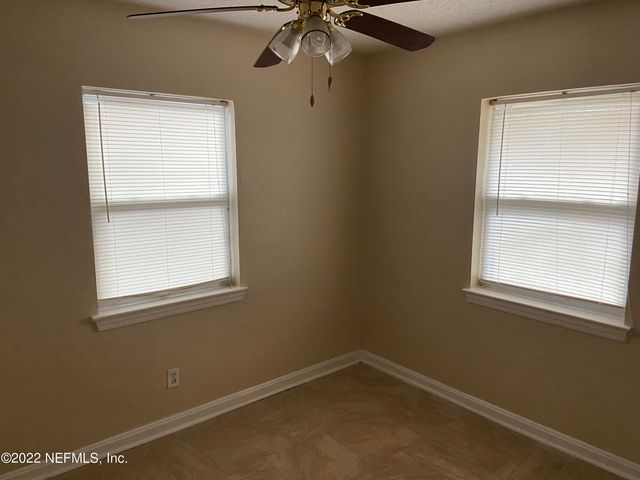 2158 SPRING PARK Road, Jacksonville, FL 32207