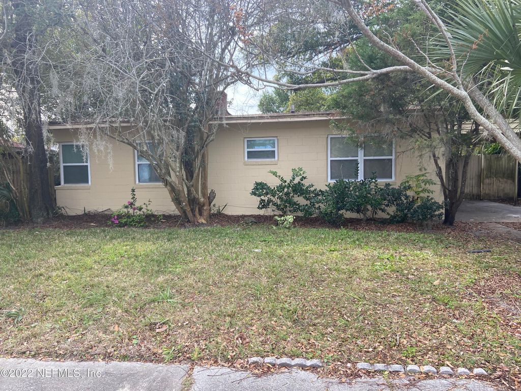 2158 SPRING PARK Road, Jacksonville, FL 32207
