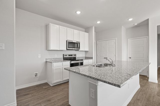 7904 Bald Cypress Road, Fort Worth, TX 76123