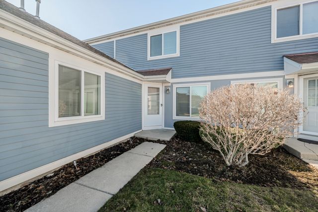 2722 Wilshire Court 2722, Aurora, IL 60502