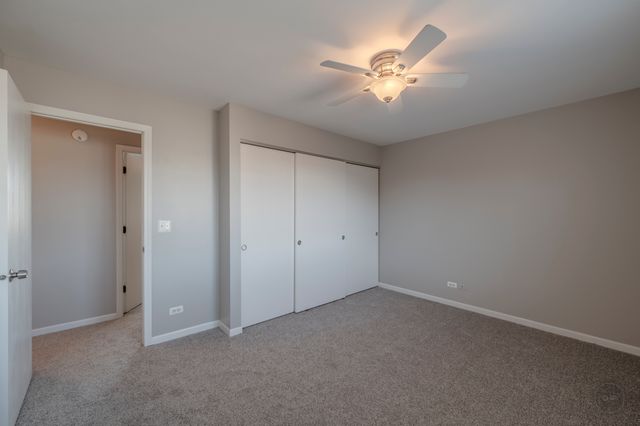 2722 Wilshire Court 2722, Aurora, IL 60502