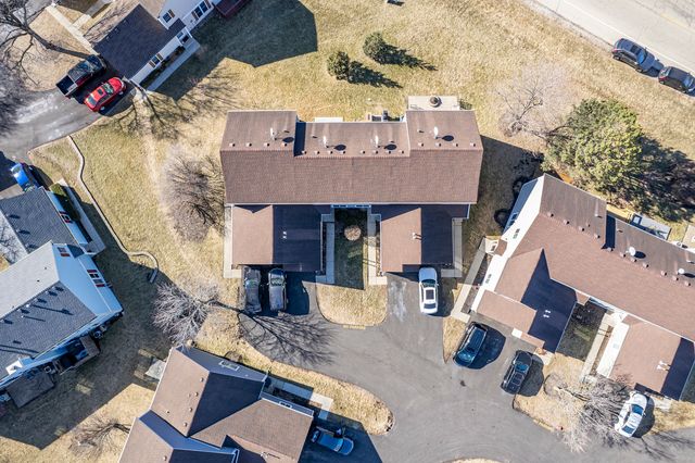 2722 Wilshire Court 2722, Aurora, IL 60502