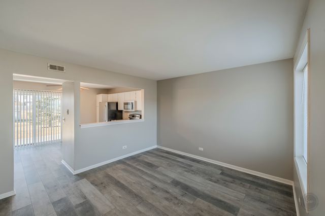 2722 Wilshire Court 2722, Aurora, IL 60502