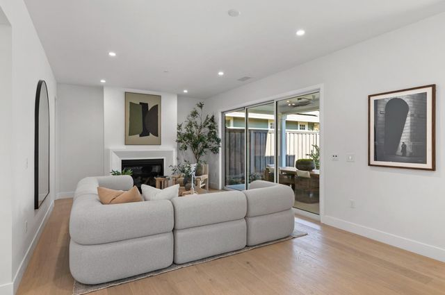 860 Asbury Street, San Jose, CA 95126