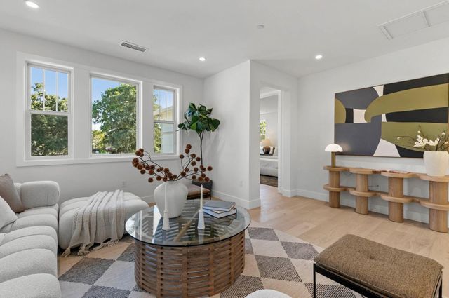 860 Asbury Street, San Jose, CA 95126