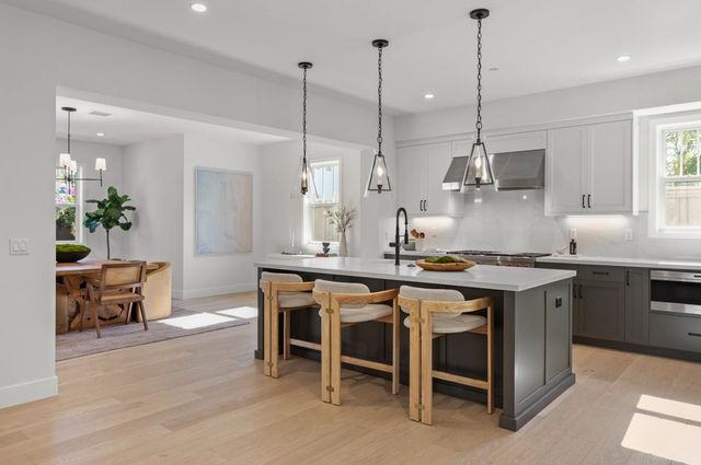 860 Asbury Street, San Jose, CA 95126