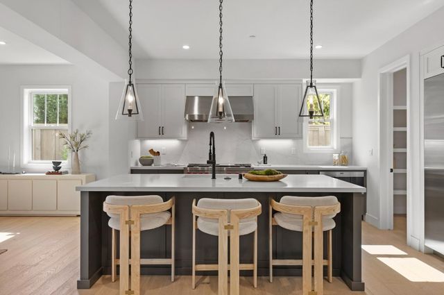 860 Asbury Street, San Jose, CA 95126