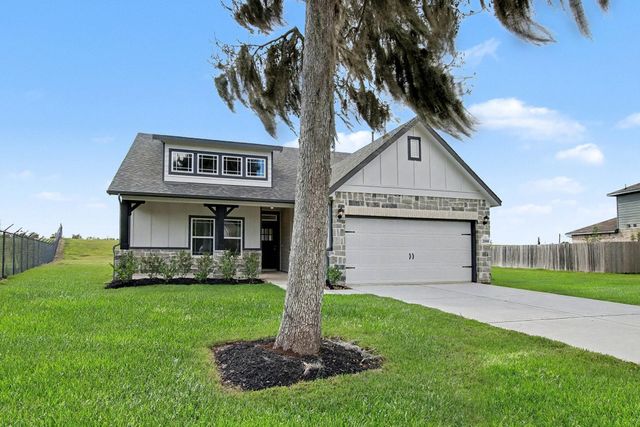 2000 Twin Lakes Boulevard, West Columbia, TX 77486