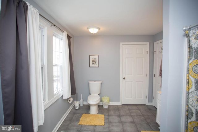 427 CHURCH, Williamstown, NJ 08094