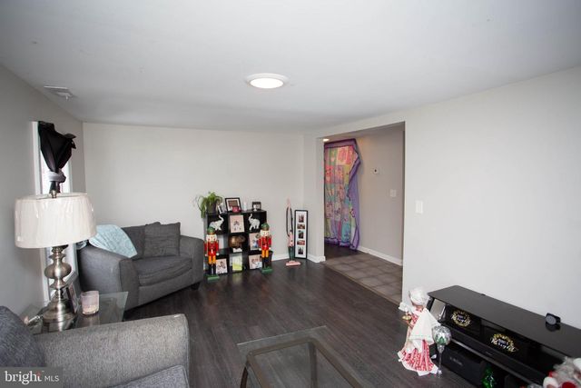 427 CHURCH, Williamstown, NJ 08094