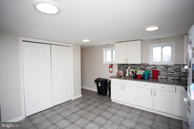 427 CHURCH, Williamstown, NJ 08094