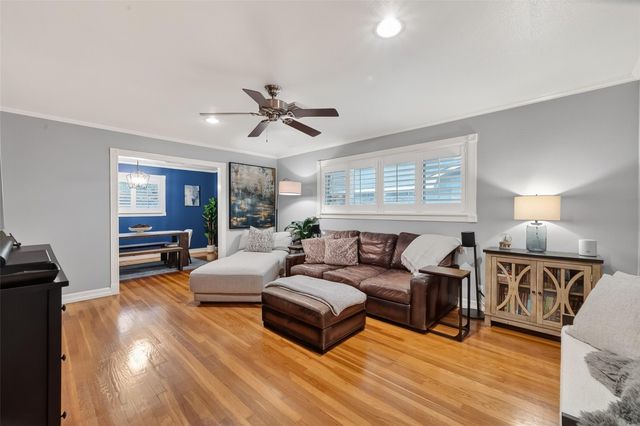 9606 Winsome Lane, Houston, TX 77063