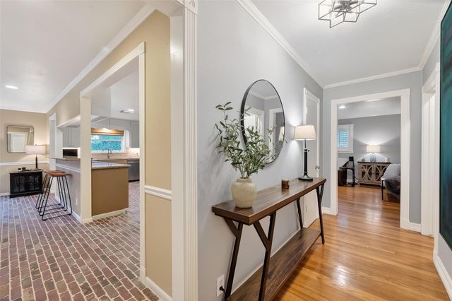 9606 Winsome Lane, Houston, TX 77063