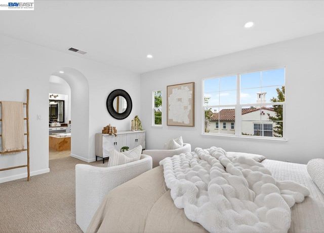 8148 Briar Oaks Dr, San Ramon, CA 94582