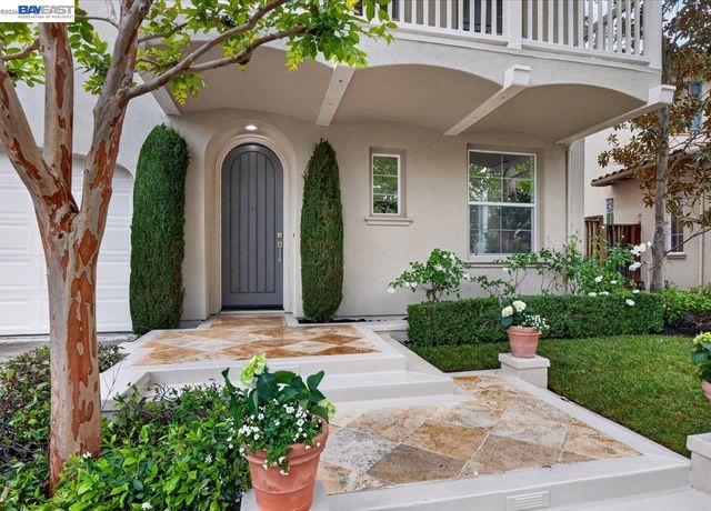 8148 Briar Oaks Dr, San Ramon, CA 94582