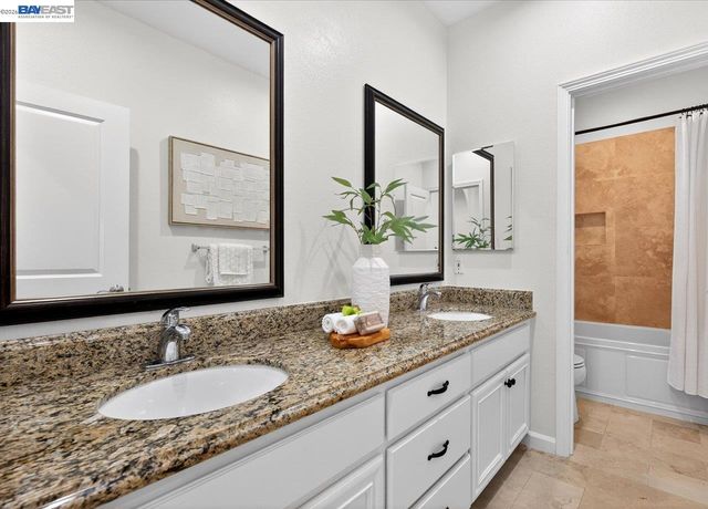 8148 Briar Oaks Dr, San Ramon, CA 94582
