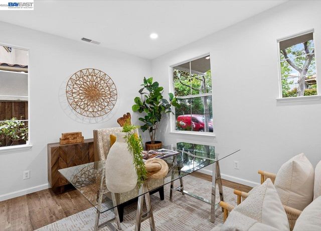 8148 Briar Oaks Dr, San Ramon, CA 94582