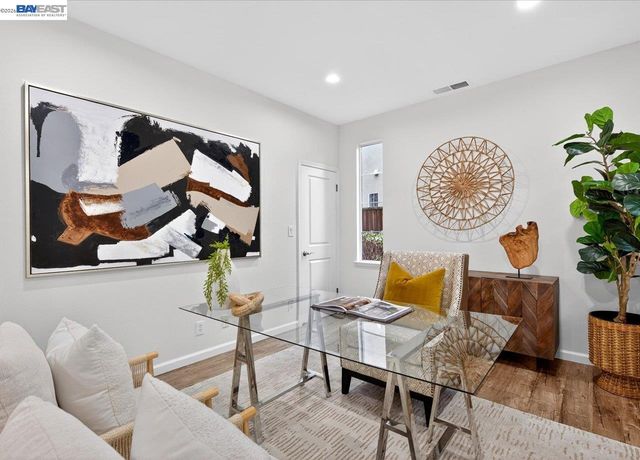 8148 Briar Oaks Dr, San Ramon, CA 94582