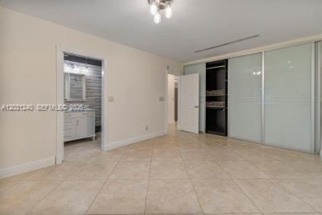 2016 NE 14th Ct 1, Fort Lauderdale, FL 33304