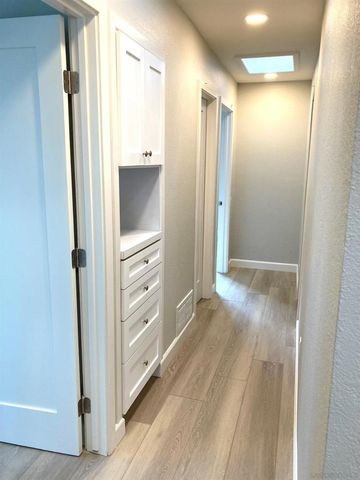 6152 Branting, San Diego, CA 92122