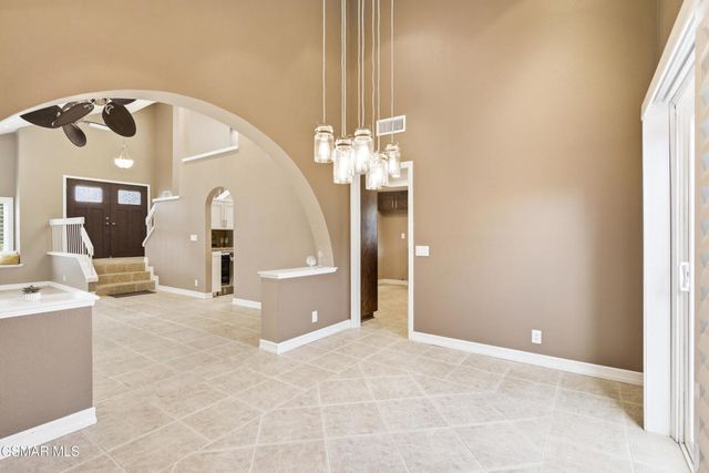 2058 Coleman Court, Simi Valley, CA 93063