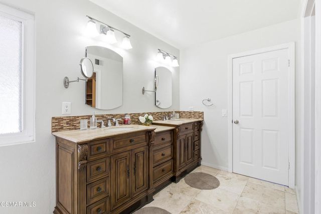 2058 Coleman Court, Simi Valley, CA 93063