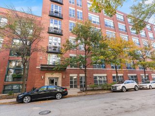 1735 N Paulina Street 322, Chicago, IL 60622