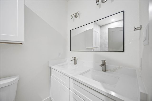 5222 Gold Street, Houston, TX 77026