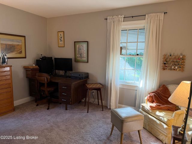 183 Eastview Cir, Shelbyville, KY 40065