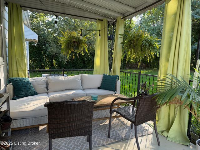 183 Eastview Cir, Shelbyville, KY 40065