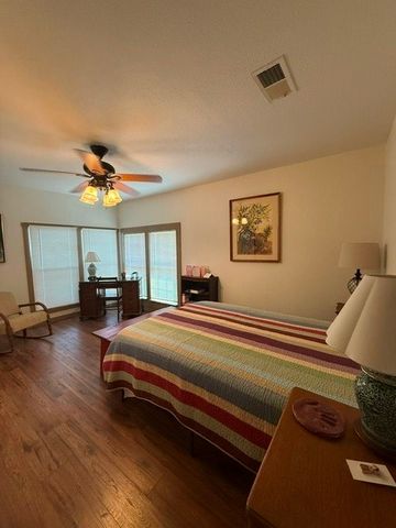 6870 Briar Road, Azle, TX 76020